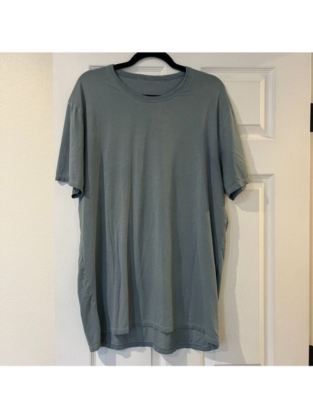 Lululemon Men's Fundamental Short Sleeve Tee Shirt Size XL